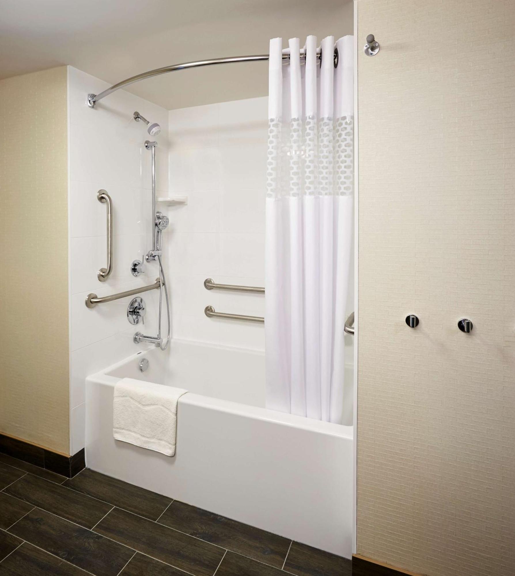 Hampton Inn By Hilton Timmins Extérieur photo